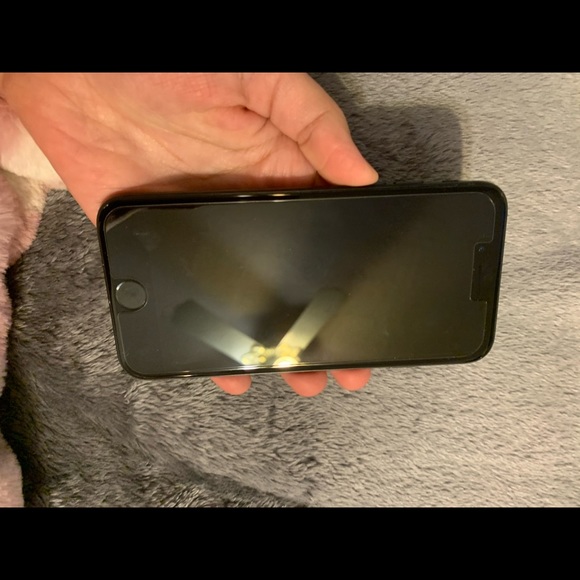 iPhone 7 S - Picture 4 of 6